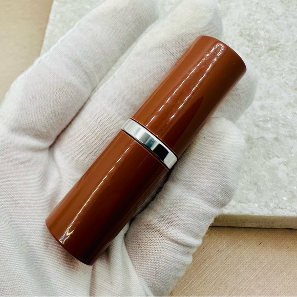 NEW! Clinique Bare Pop Pop Lip Color + Primer Lipstick - Picture 8 of 10